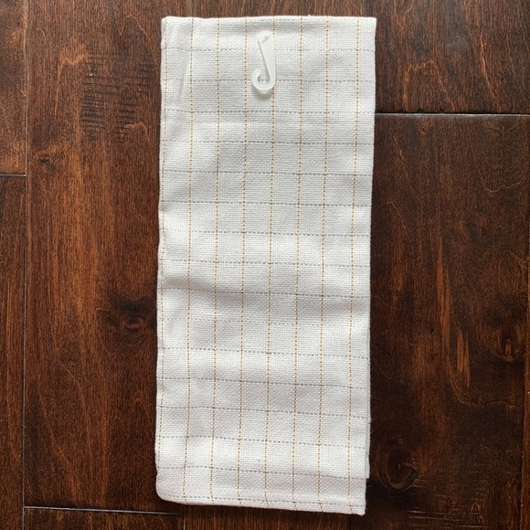 NWT Silver and Gold Check Pattern Kitchen Towel - Picture 7 of 13